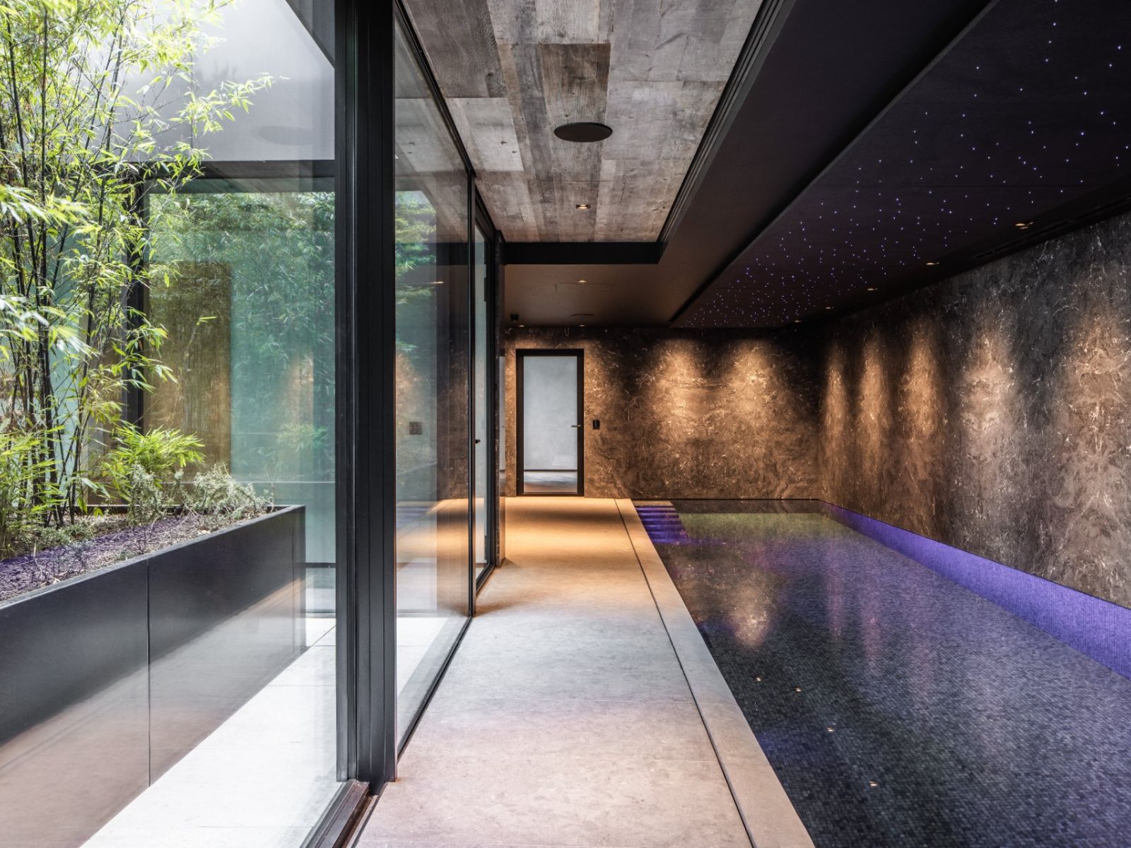 Andrea Vianello progettazione arredo in marmo e pietre 